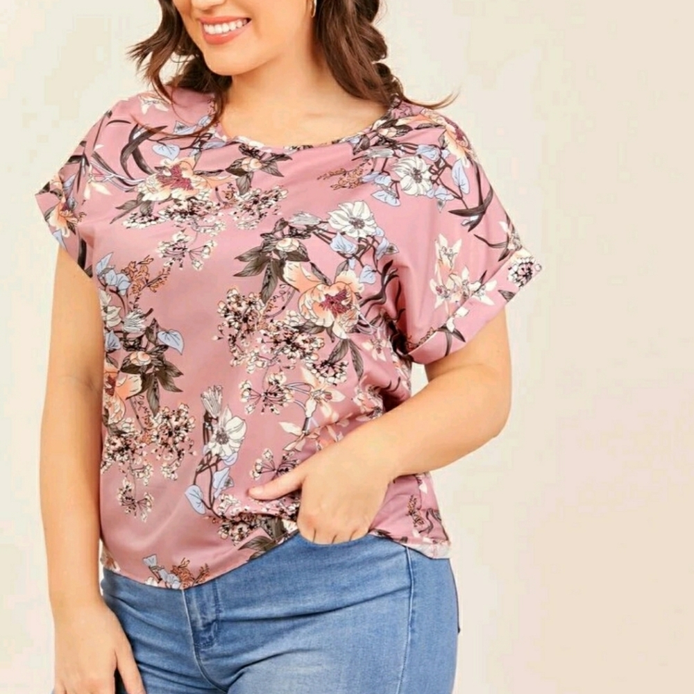 Shein Plus Pink Floral Print Top